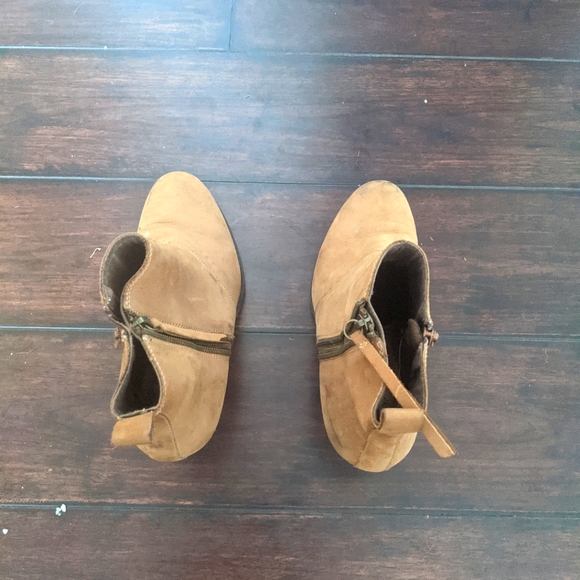 XIT Tan booties - Picture 3 of 4